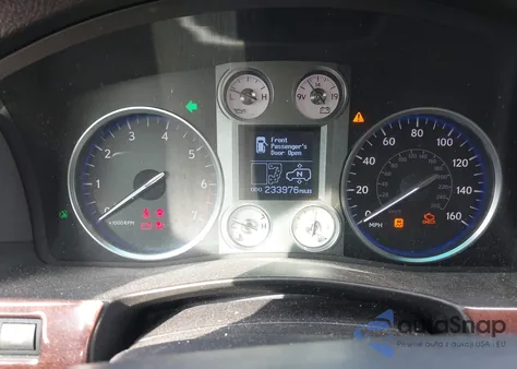 2010 Lexus Lx 570 from USA, damaged, VIN JTJHY7AX1A4042216